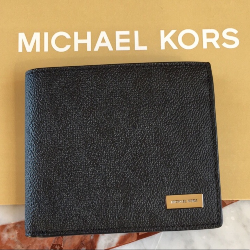 Michael Kors Black Leather Men’s Wallet NWT